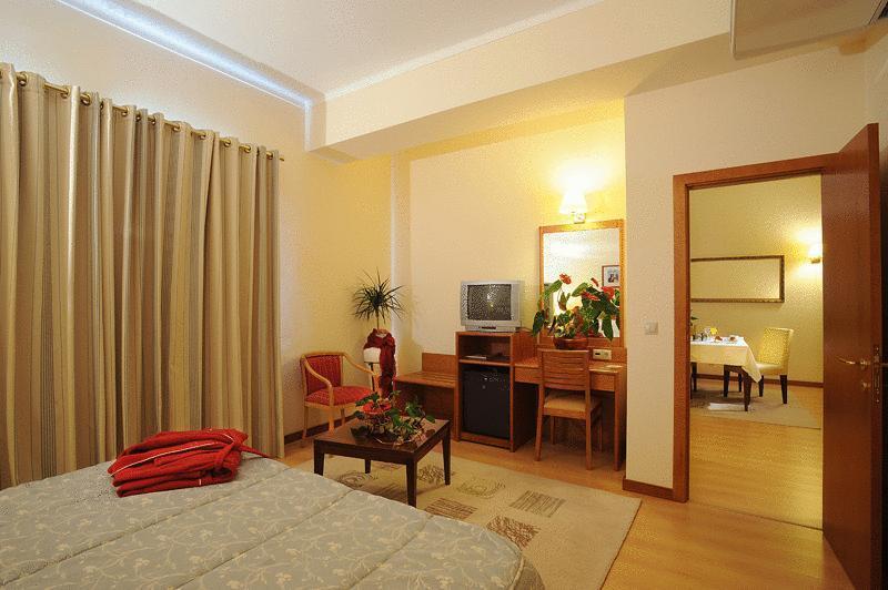 Hotel Monte Rio Aguieira Almaca ภายนอก รูปภาพ